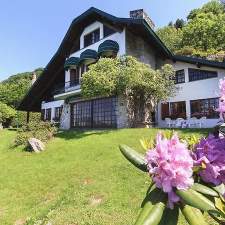 Cinderella 5 Bedrooms 10 Pax *