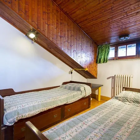 Cinderella 5 Bedrooms 10 Pax