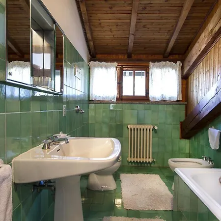 Cinderella 5 Bedrooms 10 Pax Vila *