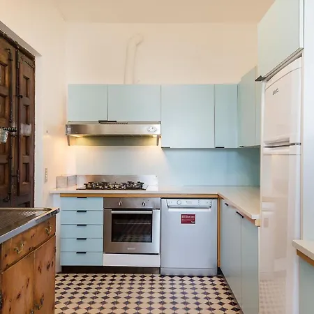Cinderella 5 Bedrooms 10 Pax Vila Ispra